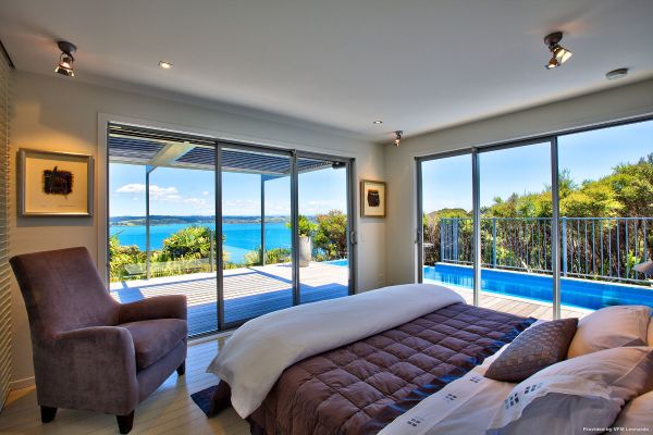 Hotel EAGLES NEST (Russell)